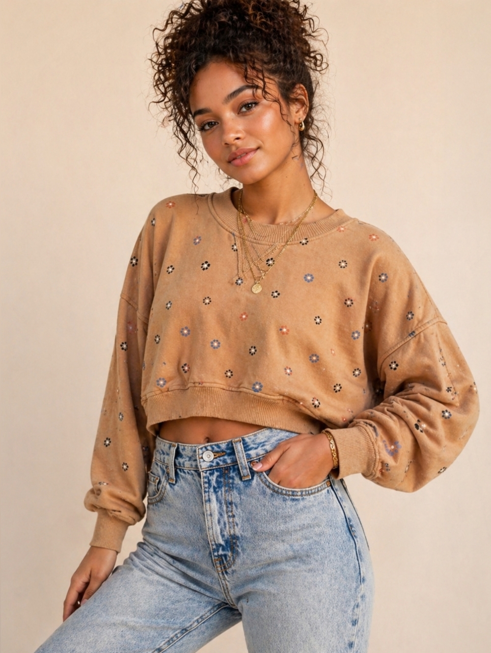✨ MWL Embroidered Cropped Sweatshirt – Cozy Chic Vibes ✨ XL